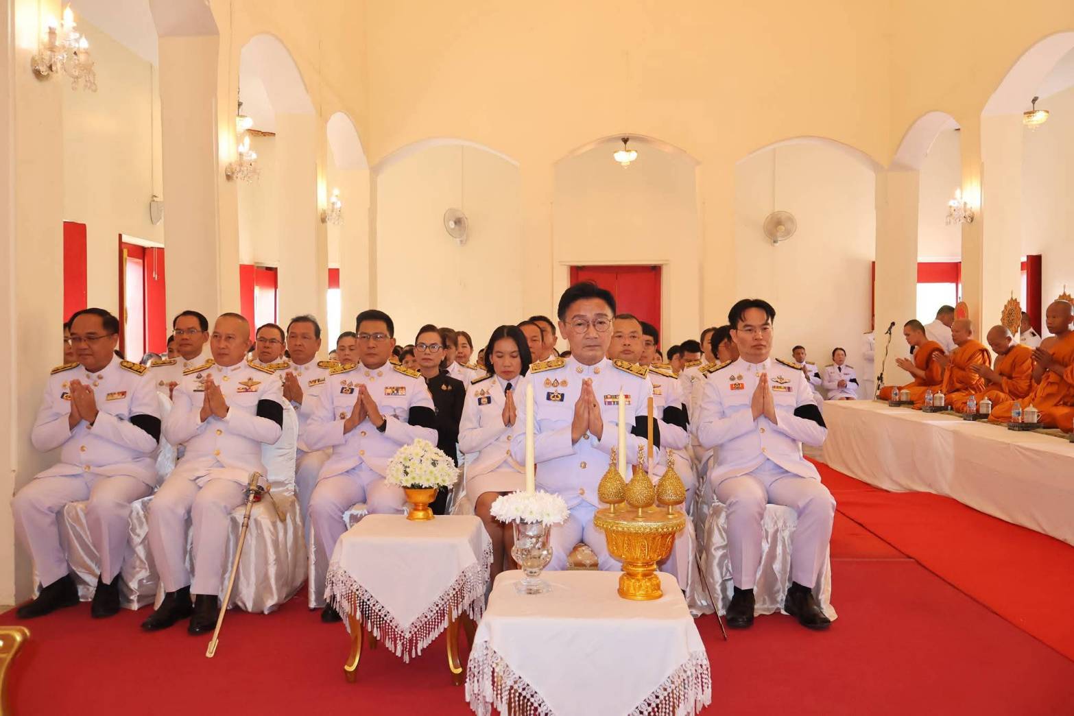 title - ส.ป.ก.ยโสธร ร่วมพิธีบำเพ็ญกุศล เพื่ออุทิศถวายพระราชกุศล แด่สมเด็จพระนางเจ้าสิริกิติ์ พระบรมราชินีนาถ พระบรมราชชนนีพันปีหลวง  เมื่อเสด็จสวรรคต ครบปัญญาสมวาร (ครบ 50 วัน)